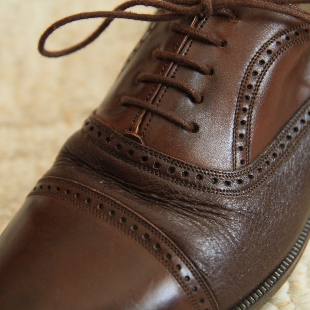 Made is Spain. Mezlan Men's Shoes